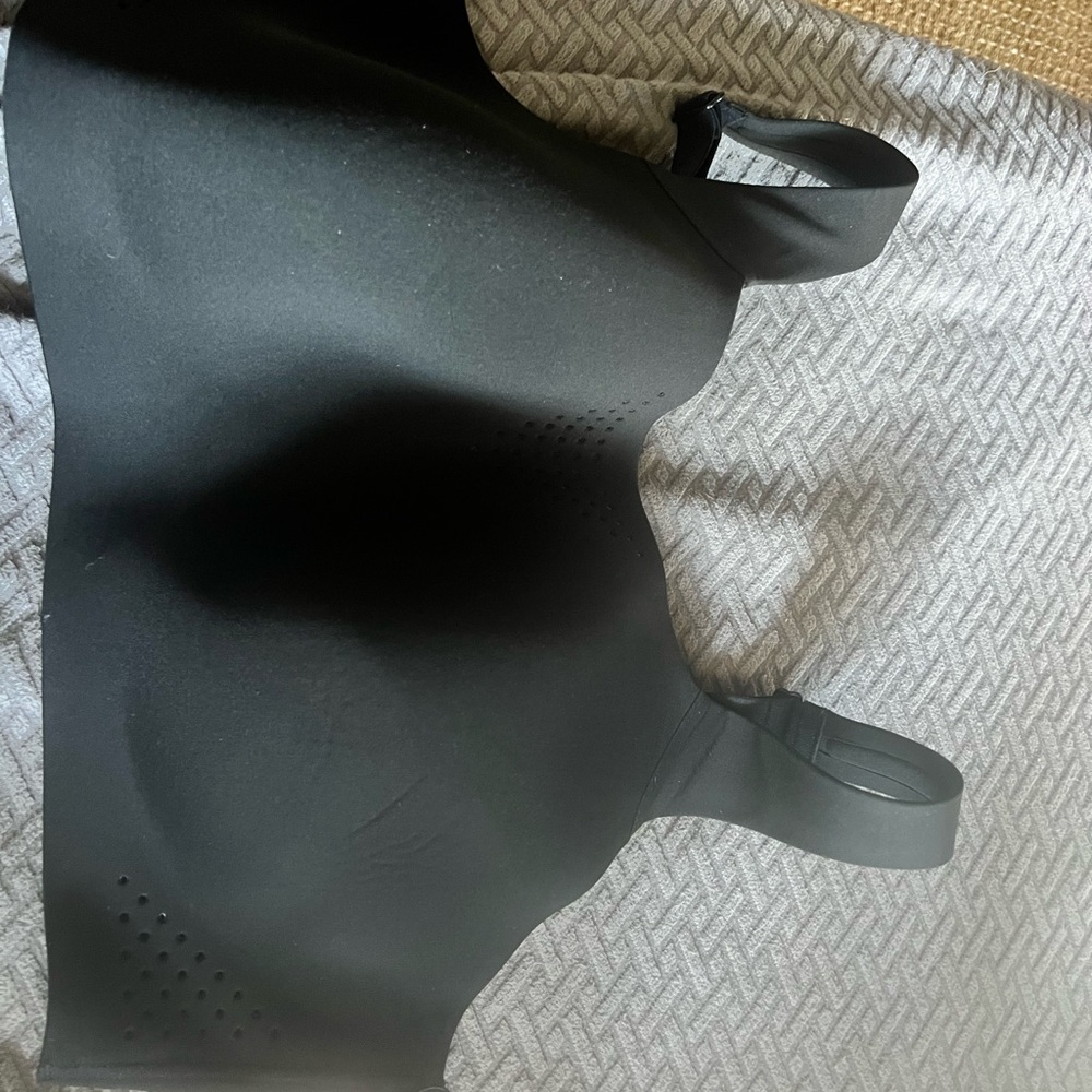 Victoria's Secret Black Seamless Sports Bra